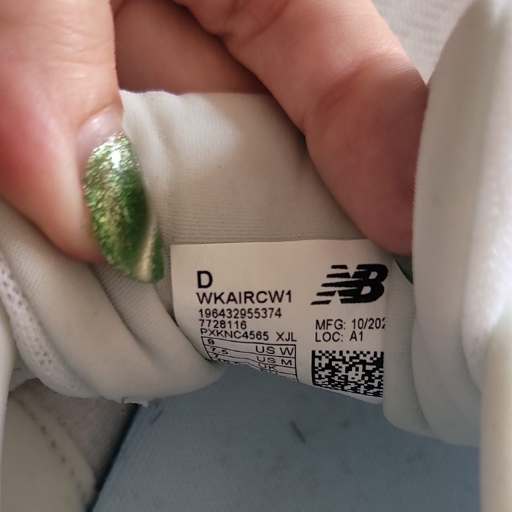 Women's New Balance Fresh Foam Kaiha Road Sneakers Size 9 Wide - Picture 7 of 7
